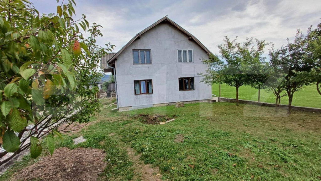 Casa de vanzare , zona Unirea, teren 1000mp