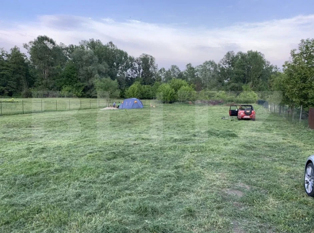 Teren intravilan 765mp, situat intr-o zona dezidera in carti