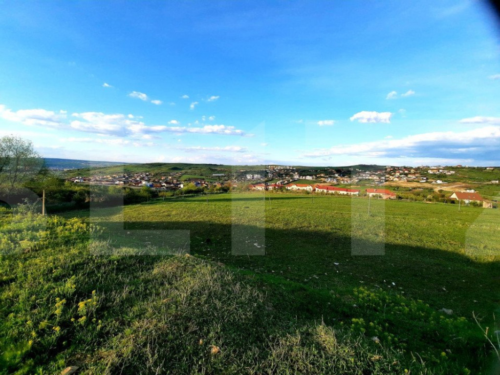 Teren cu suprafata de 800 mp, PUZ in lucru, zona de case, Bo