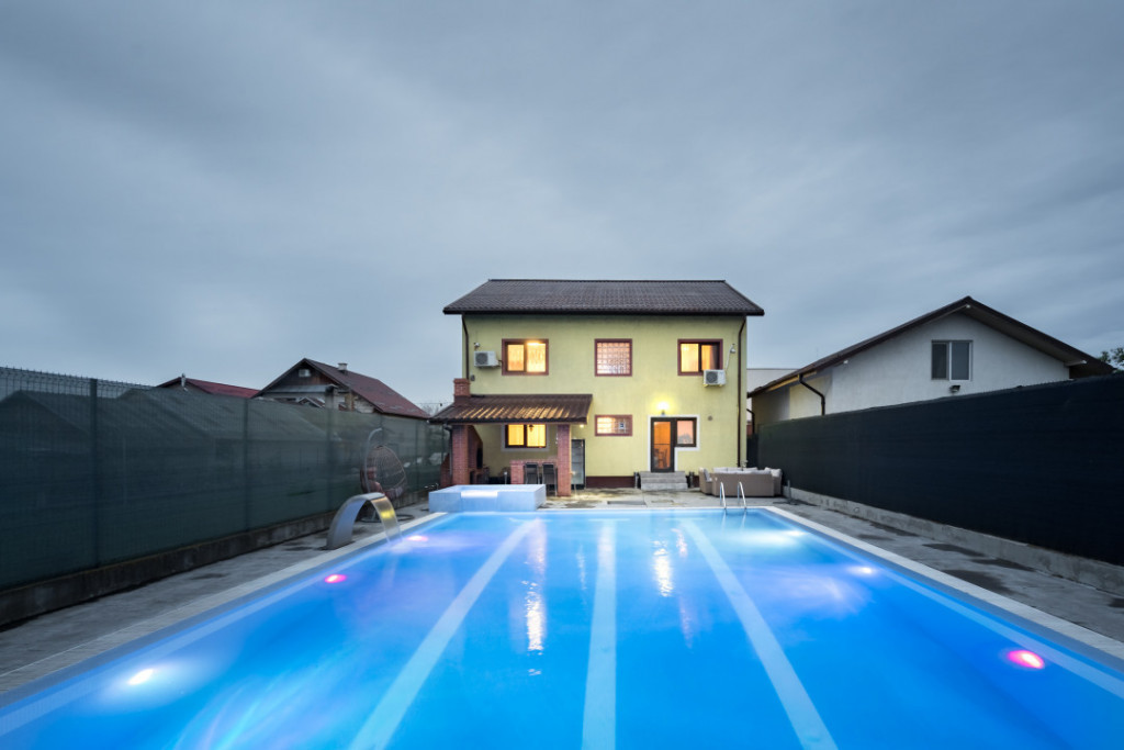 ULMI - AUTOSTRADA A1, VILA INDIVIDUALA 350 MP, LOT 900 MP, L