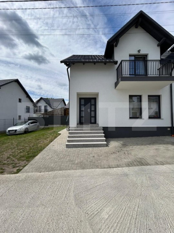 Duplex Lisaura , 82,7 mp utili , 200 mp teren , posibilitate