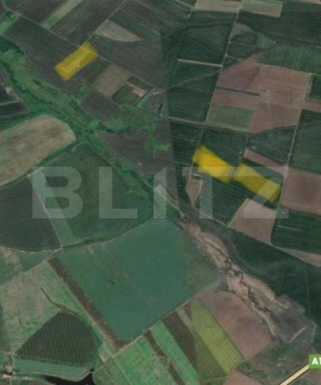 Teren extravilan 90800 mp+3.000 mp faneata, Ianova!