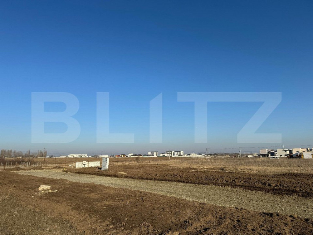 Parcele de teren intravilan de 719 mp, utilități la front,