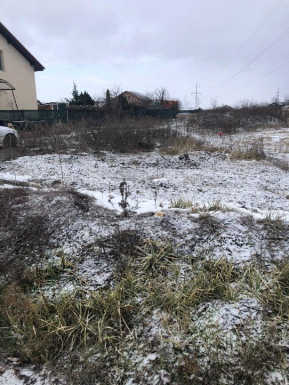 Teren intravilan cu doua fronturi, 1.000 mp, Dumbravita!