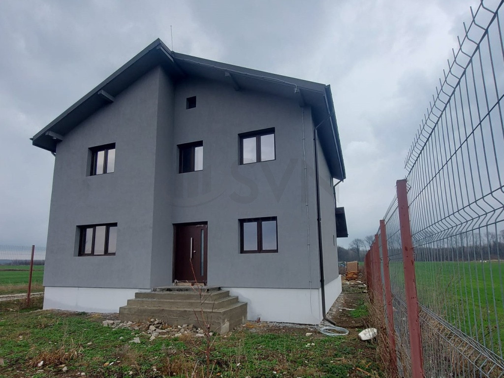 Vila de 5 camere Ciocanesti Dambovita