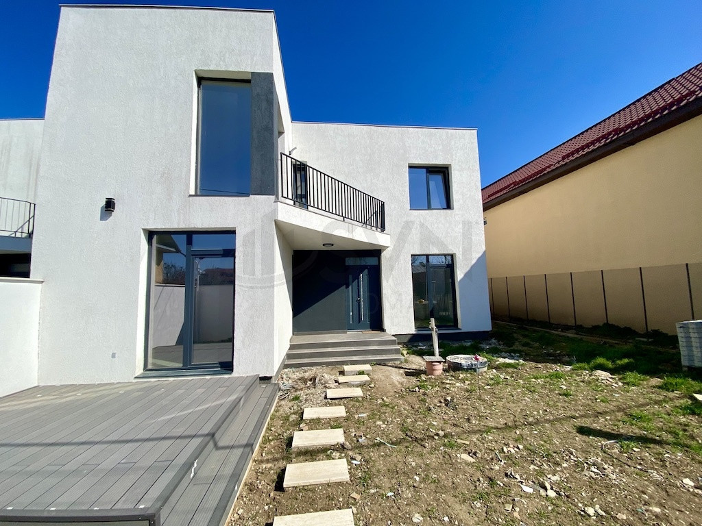 Vila individuala 5 camere Voluntari zona Matei Milo