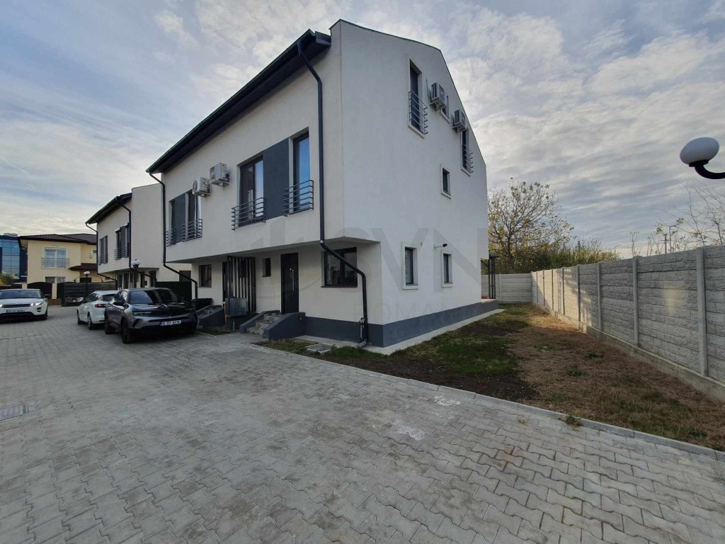 Vila de 5 camere Otopeni