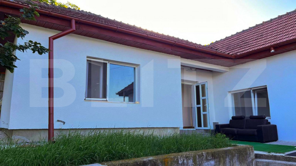 Casa, 3 camere, 100 mp utili, zona Sararie