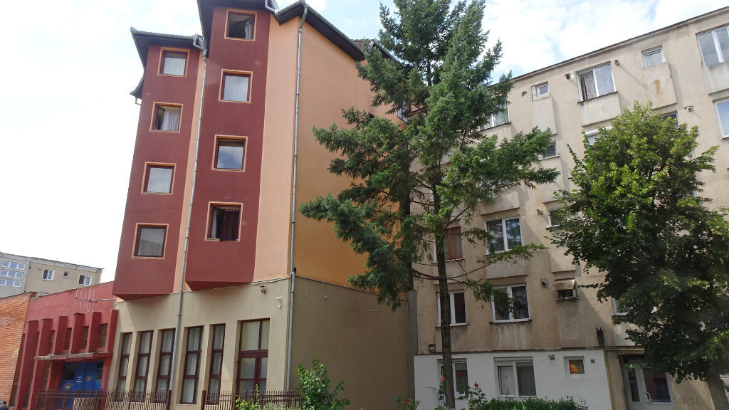 Vand pensiune P+4E in Deva, zona Dacia, constructie din anul 2016