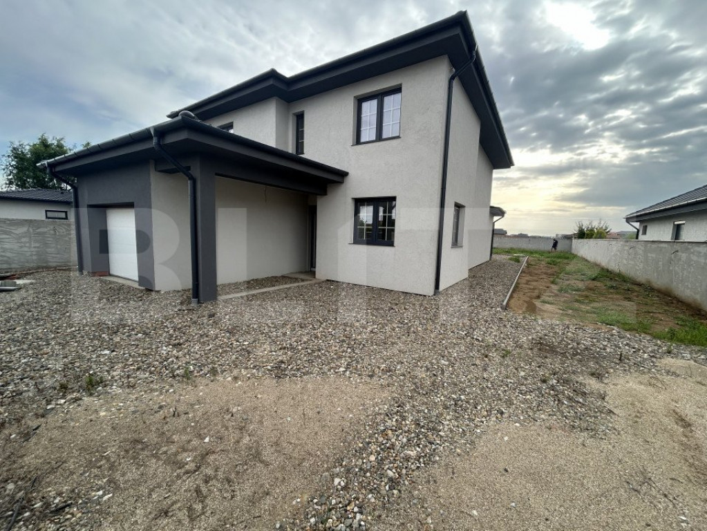 Casă 4 Camere Semifinisata