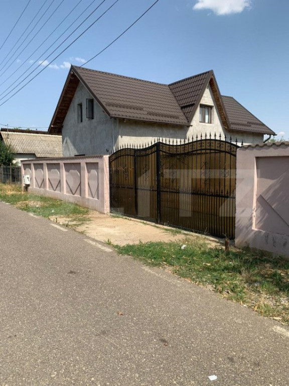 Casă familială 134mp, teren 534mp Nucet
