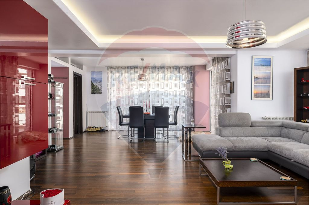 4 camere| semineu| piscina interioara | sauna | sala de s...