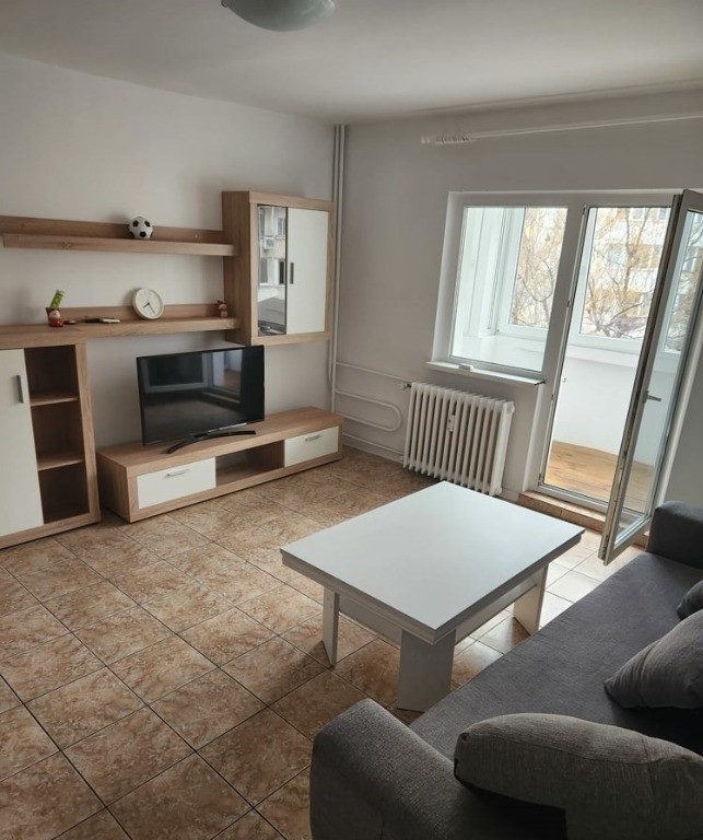 Decebal apartament 3 camere