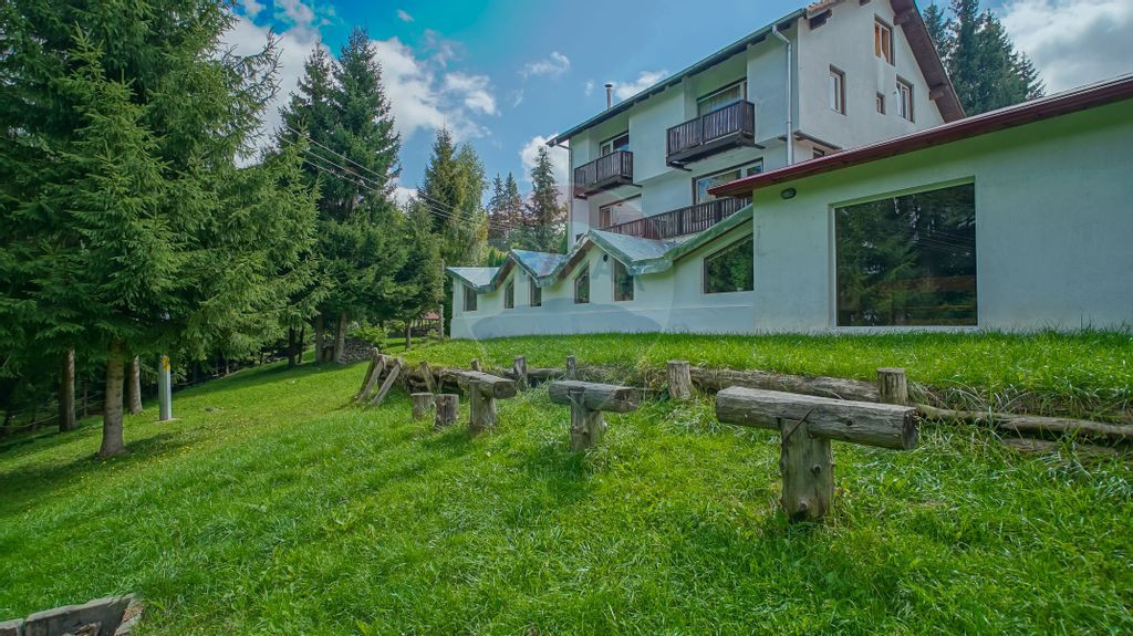 COMPLEX HOTELIER CU POTENTIAL | PREDEAL CIOPLEA | 2734 MP...