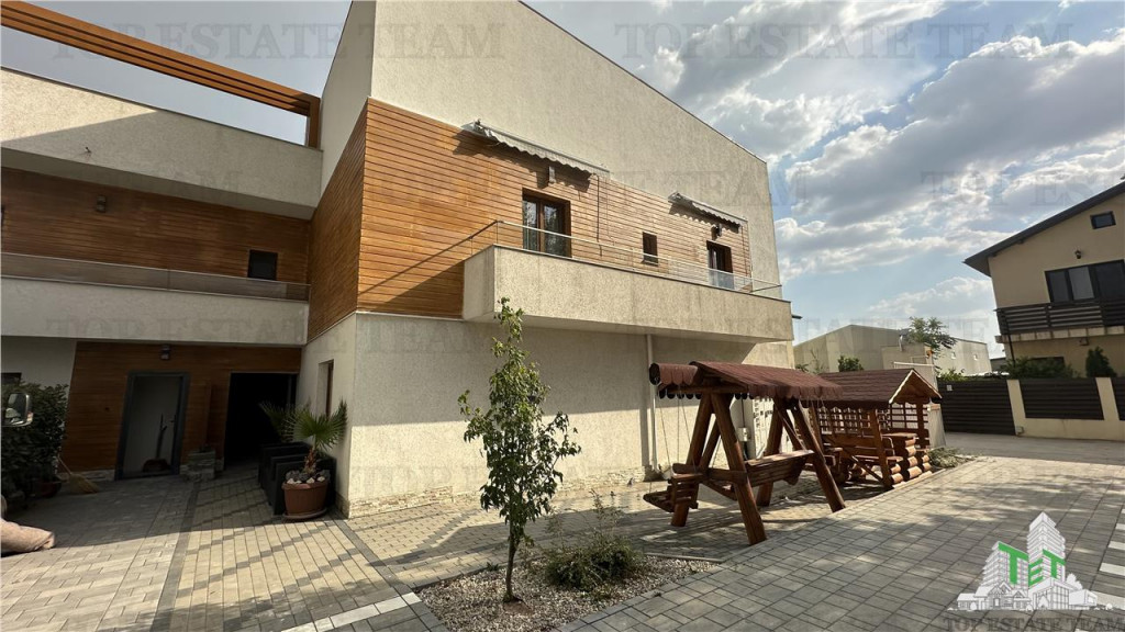 Vila individuala cuplata, in complex rezidential modern, cu