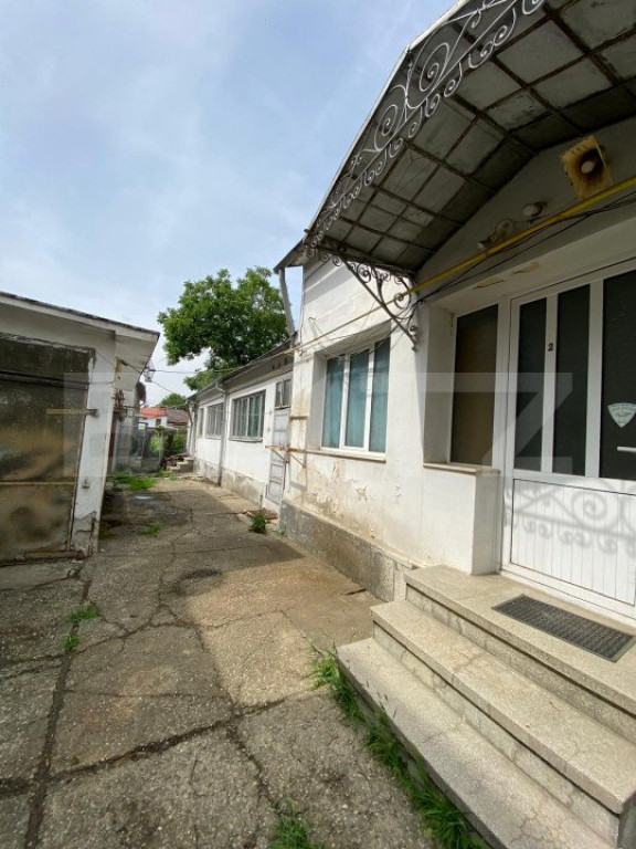 Casa 7 camere, 120 mp, zona Central