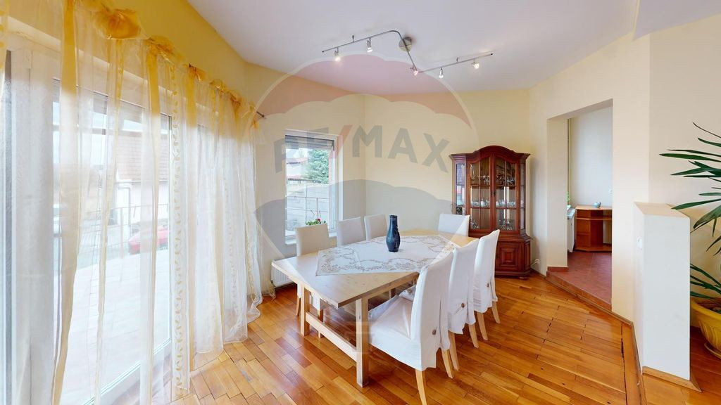 Vila individuala de inchiriat in Sibiu, cu teren de 1.000 mp