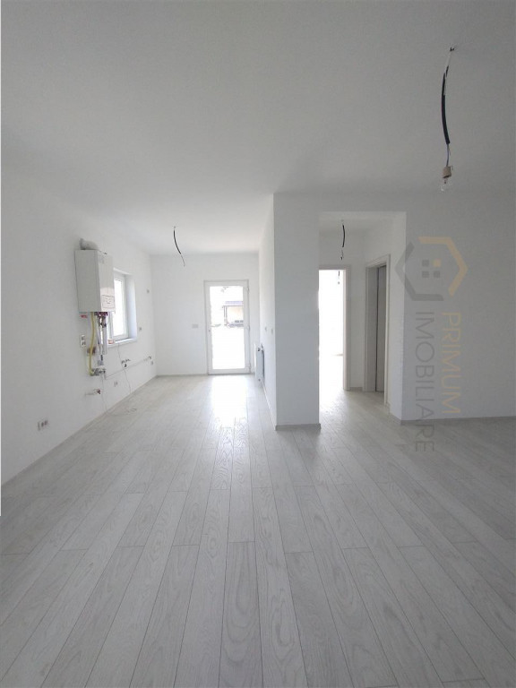 Duplex 3 camere - compartimentare excelenta