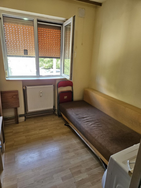 Garsonieră zona UTA, etaj 1