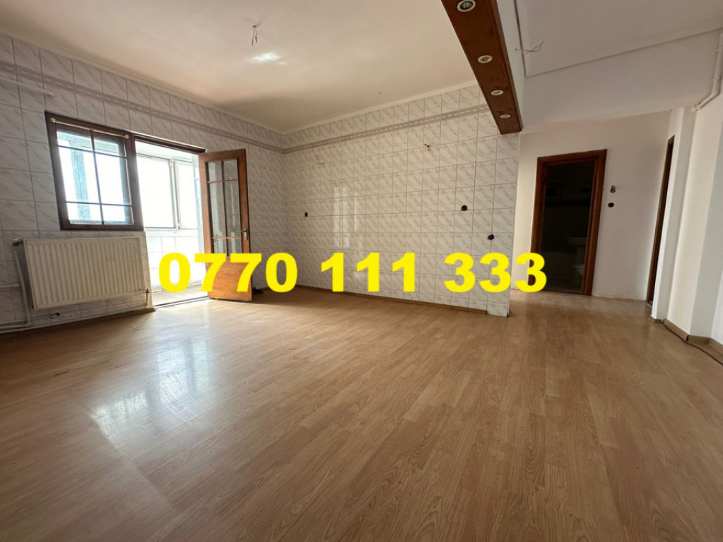 Apartament 2 camere decomandat, Calea Calarasilor, etaj inte