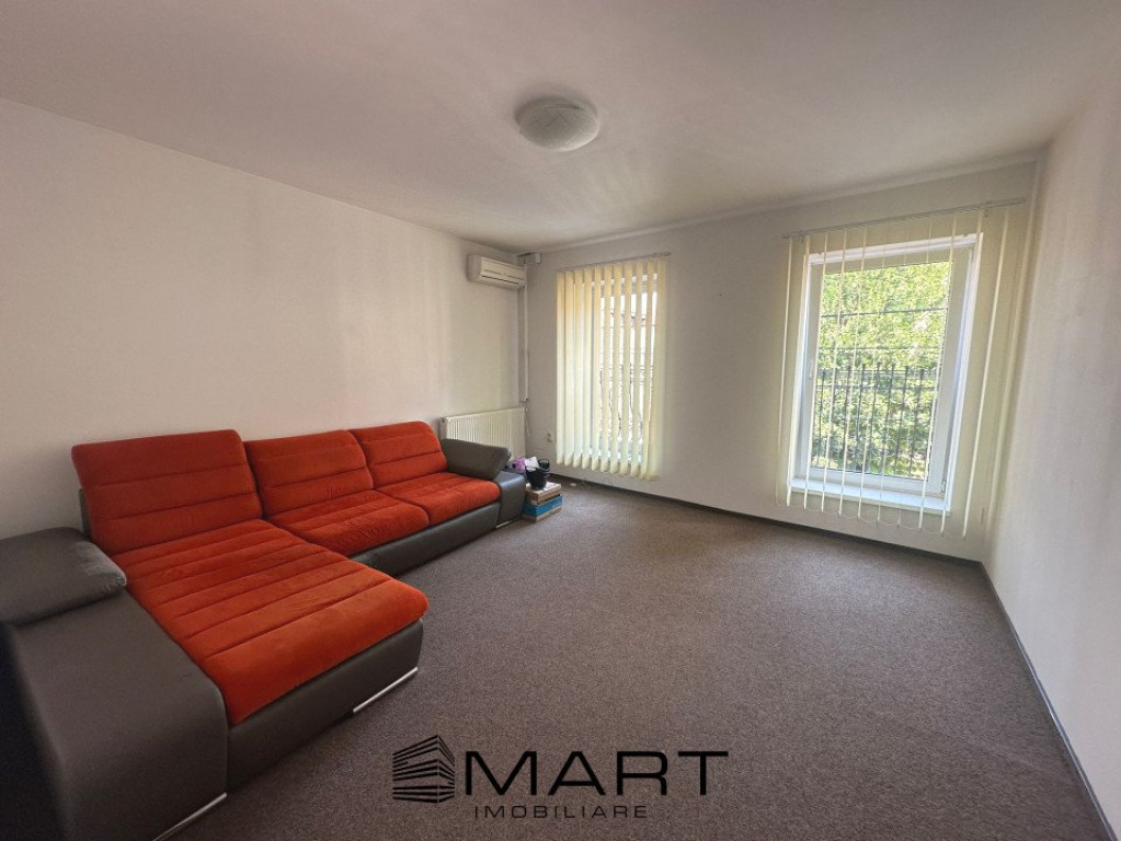 Spatiu birouri 12mp zona Sub Arini