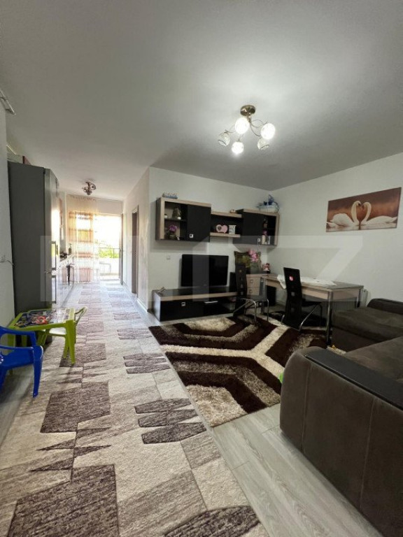 Apartament de 2 camere semidecomandat, utilat si mobilat