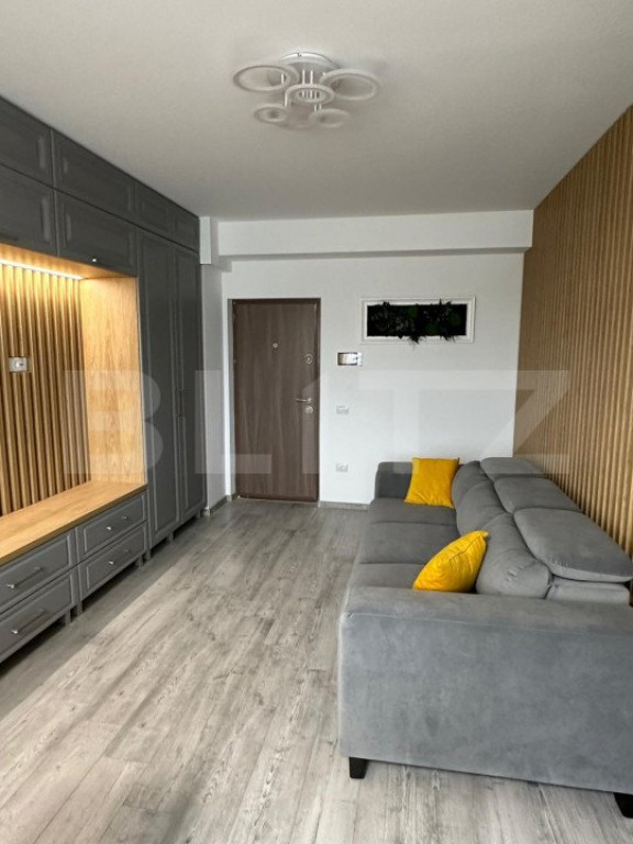 Apartament 2 camere modern, centrala, AC, parcare privata, z