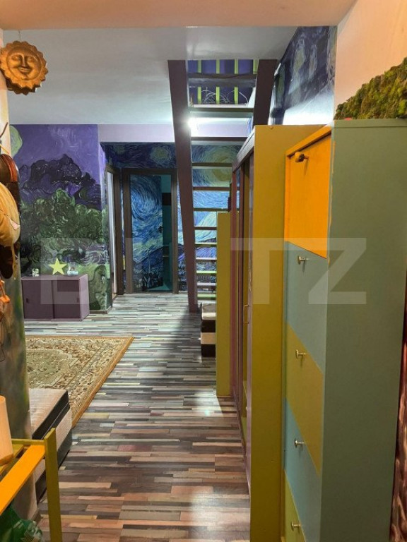 Apartament 4 camere pe 2 nivele, Sub Cetate cu parcare