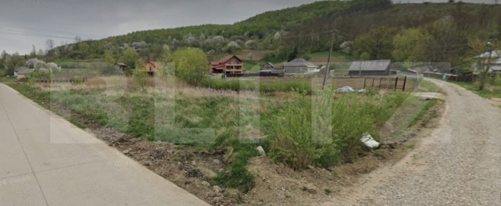 Teren intravilan, 1800 mp - în Preutești