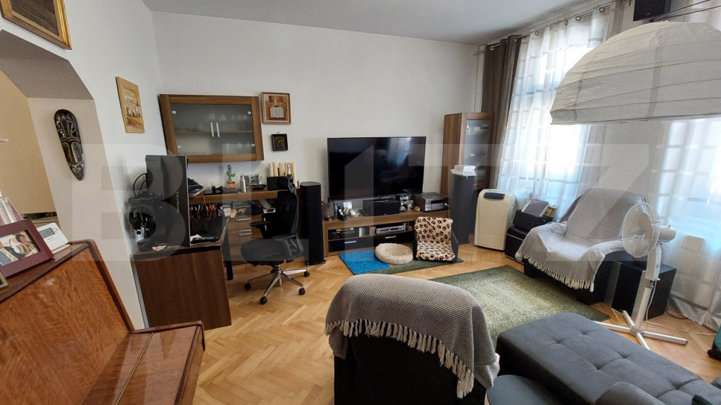 Casa in curte comuna 112mp, renovata complet, zona Horea