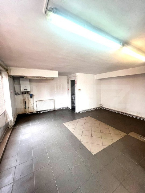 Spatiu multifunctional, 149 mp, zona UMF