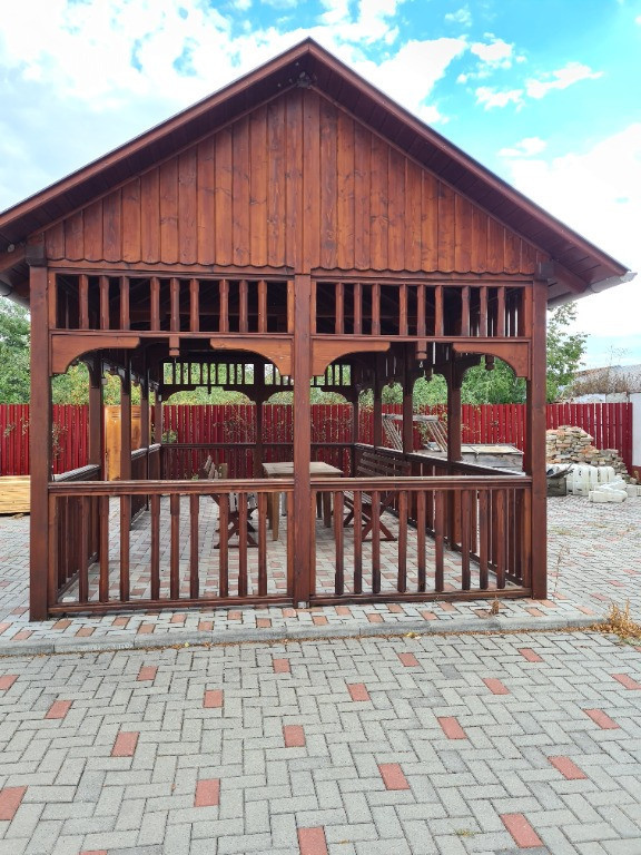 Cladire comerciala P+M in Nadlac