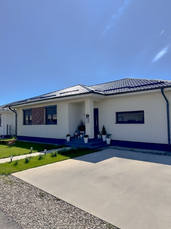 Casa individuala 4 camere The 8 Residence Balotesti