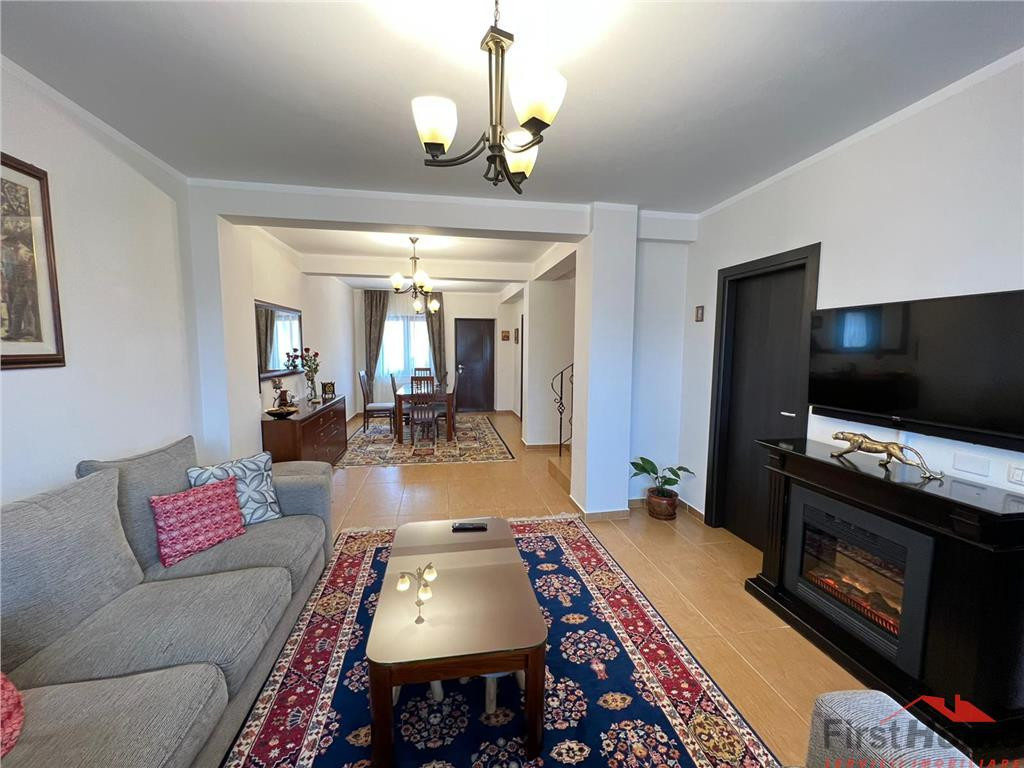 Vila / Duplex de cu toate utilitatile , mobilata si utilata