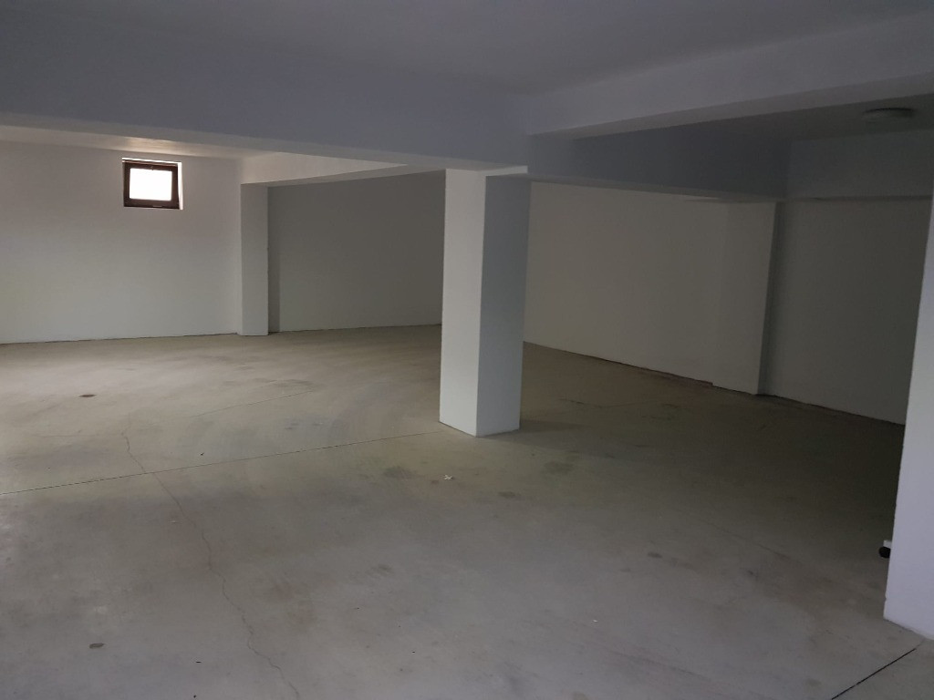 Apartament 4 camere decomandat - PRIMO