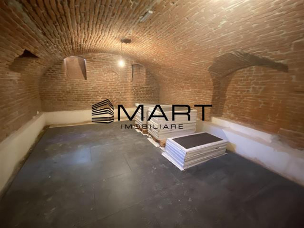 Spatiu comercial 200mp zona Centrul Istoric Sibiu