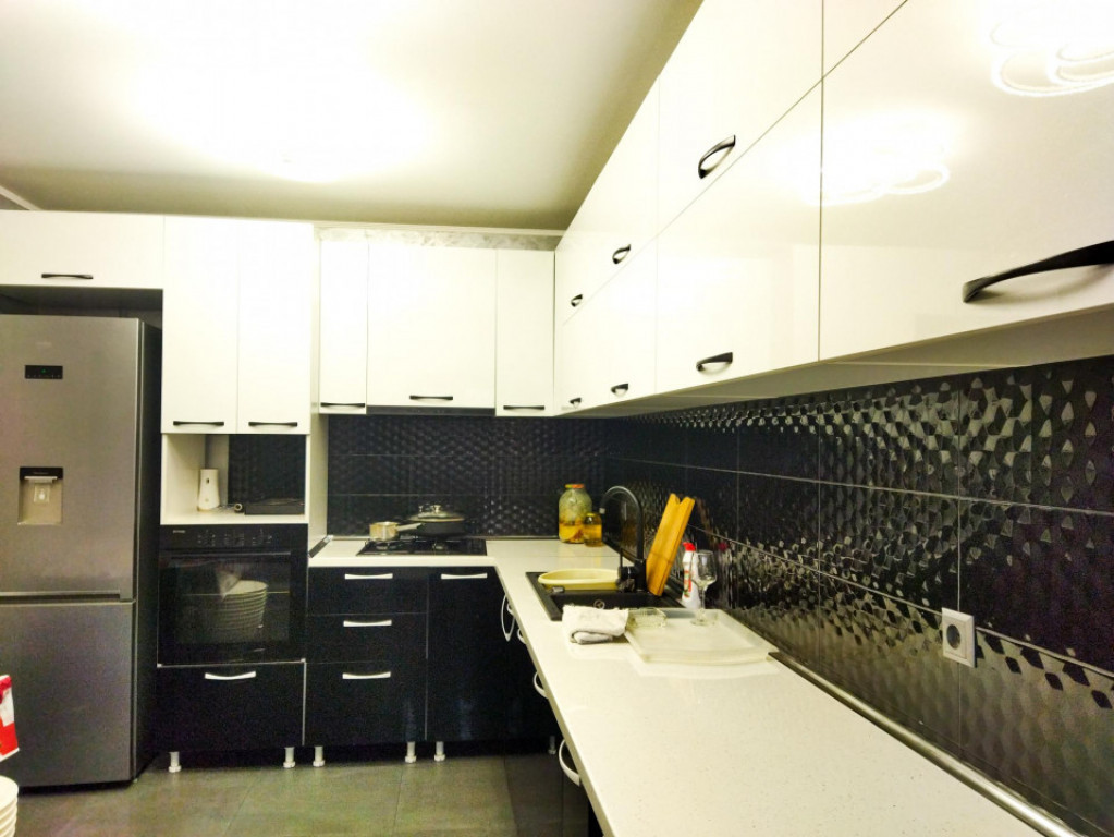 Vila spatioasa, finisaje moderne, 2 nivele, Stefanestii de J