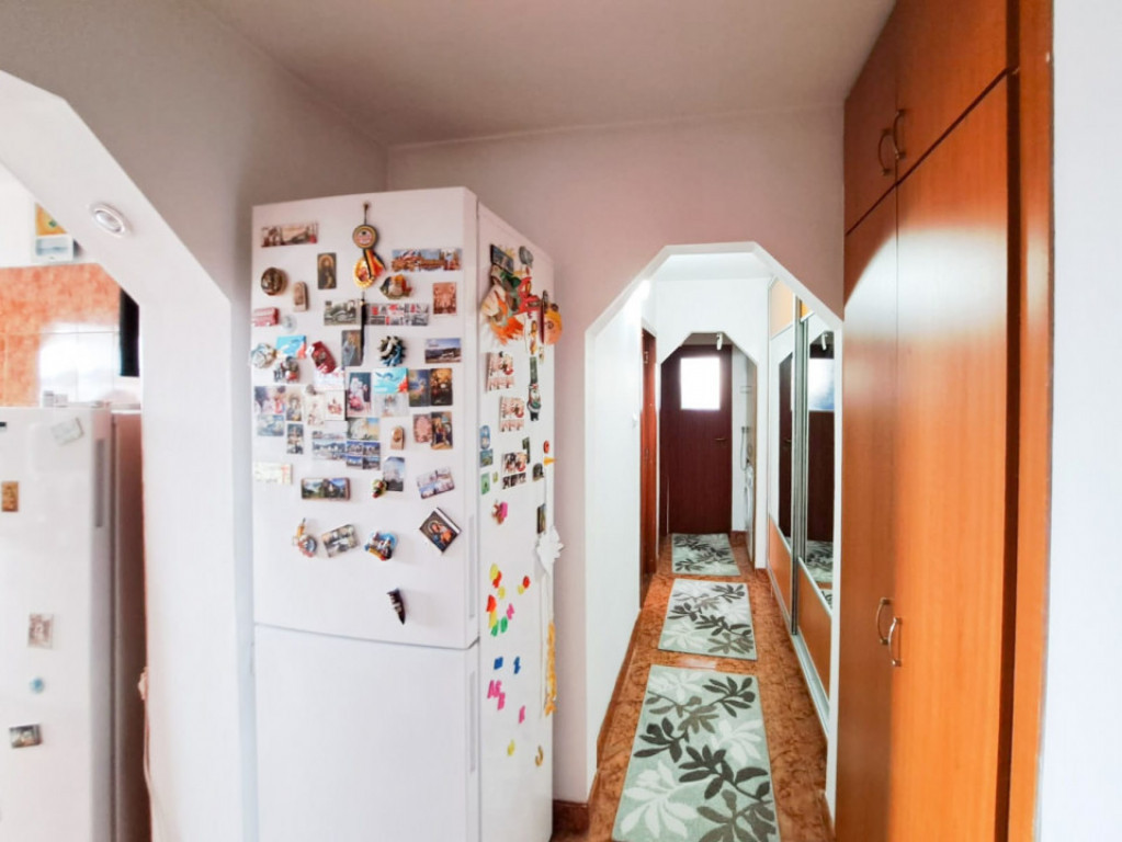 Apartament 3 camere decomandat