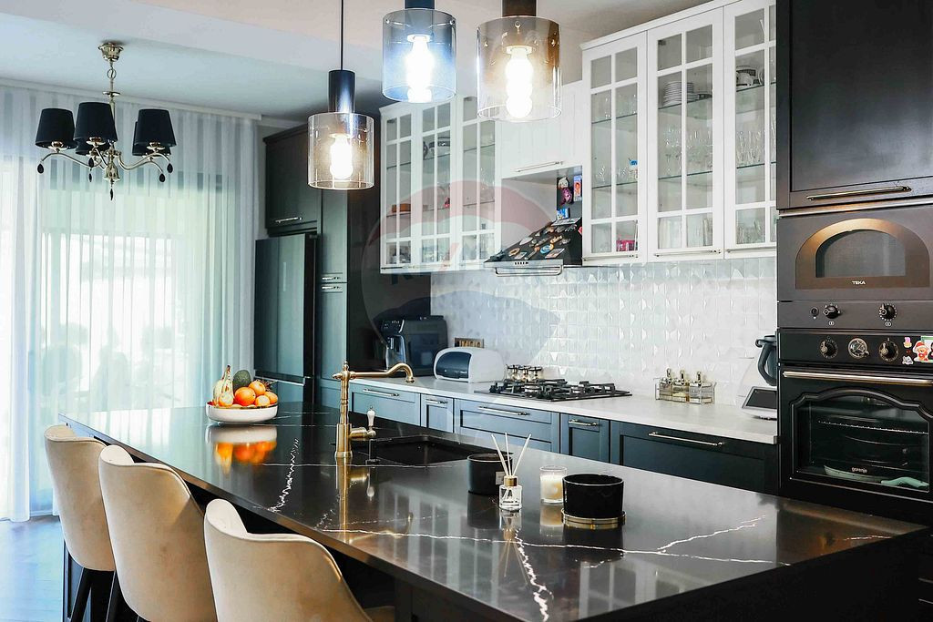 Apartament cu 2 camere de vânzare în zona Ultracentralǎ