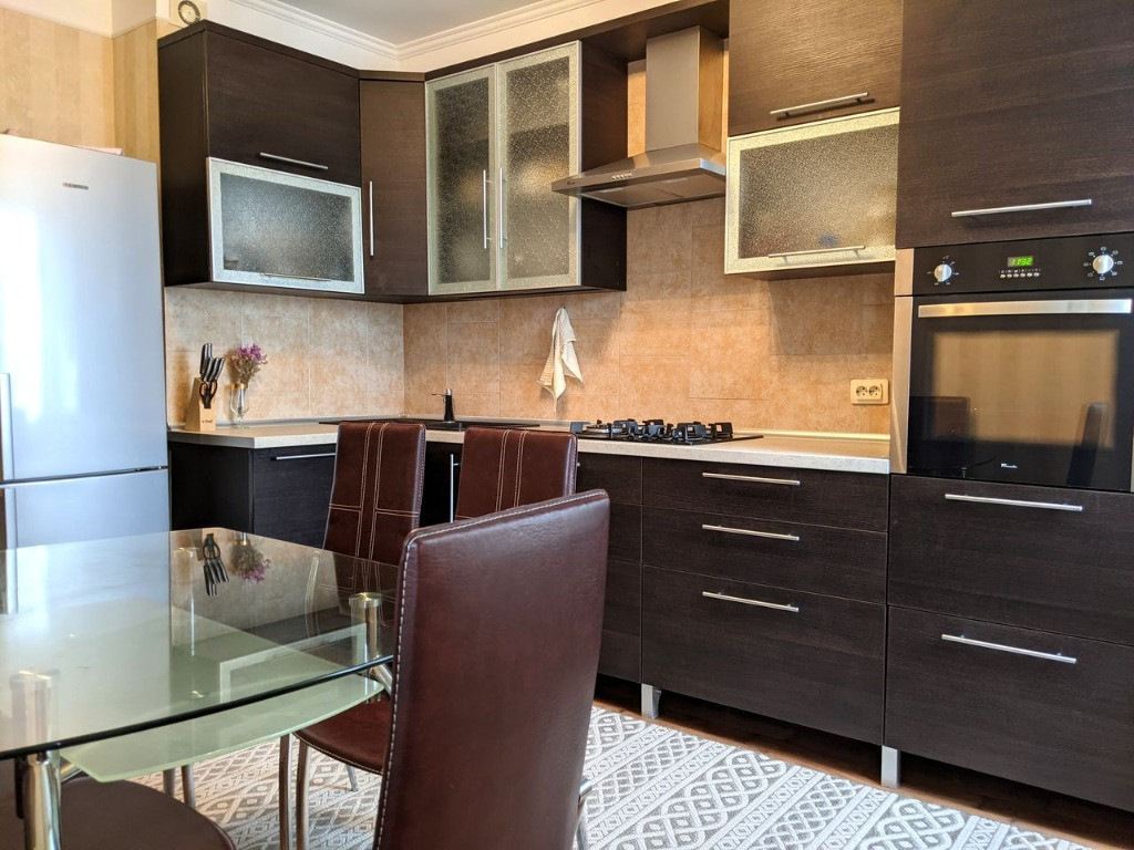 Apartament cu 2 camere decomandate Semicentral