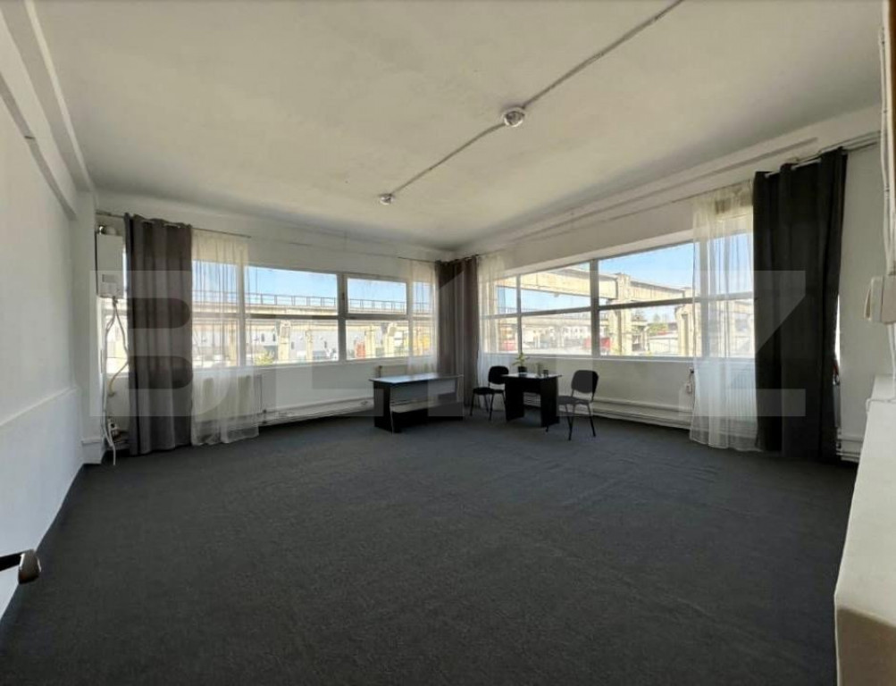 Spatiu de birouri, 200mp, zona Baza3