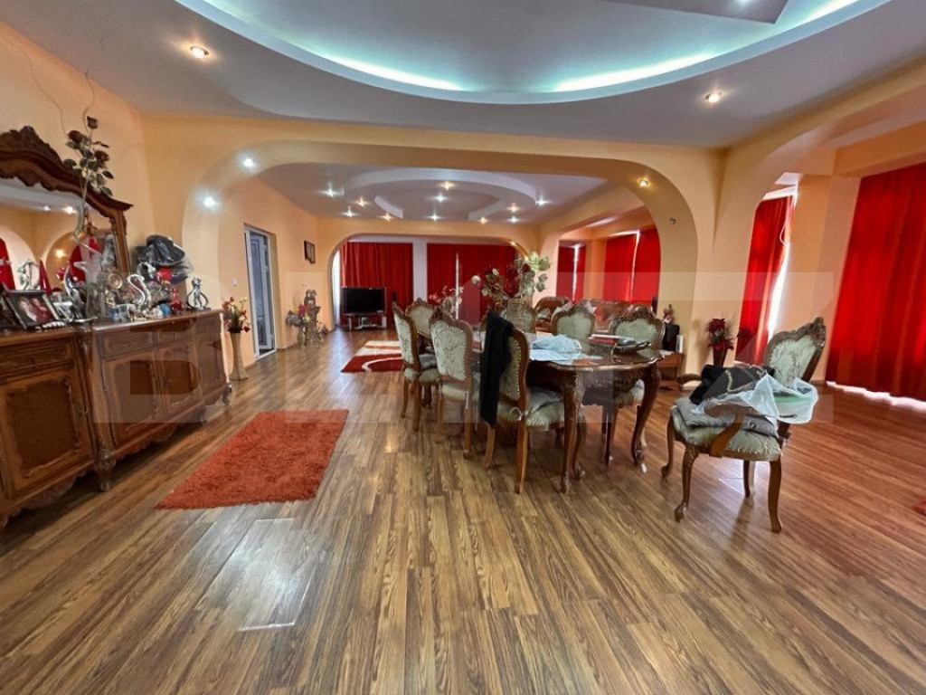 Spatiu de birouri, 200mp, zona Cug