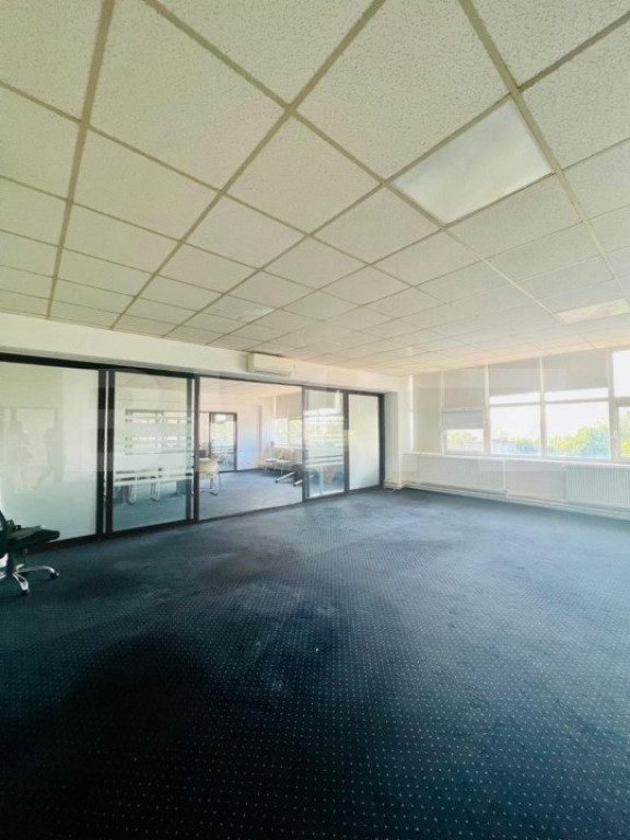 Spatiu de birouri, 200mp, zona Tatarasi
