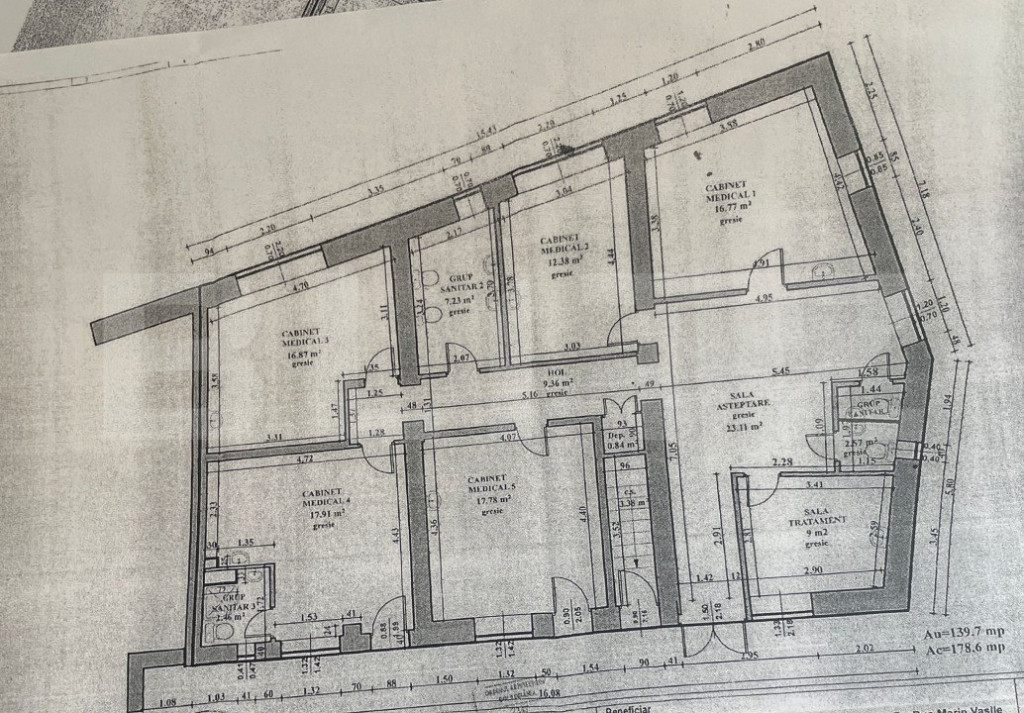 Spatiu comercial de vanzare, 185 mp, zona Han