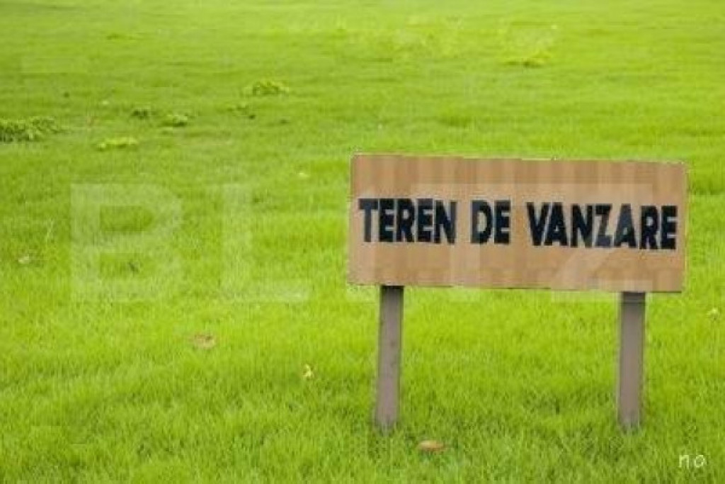 Teren intravilan de 760mp, front de 16 ml, toate utilitatile