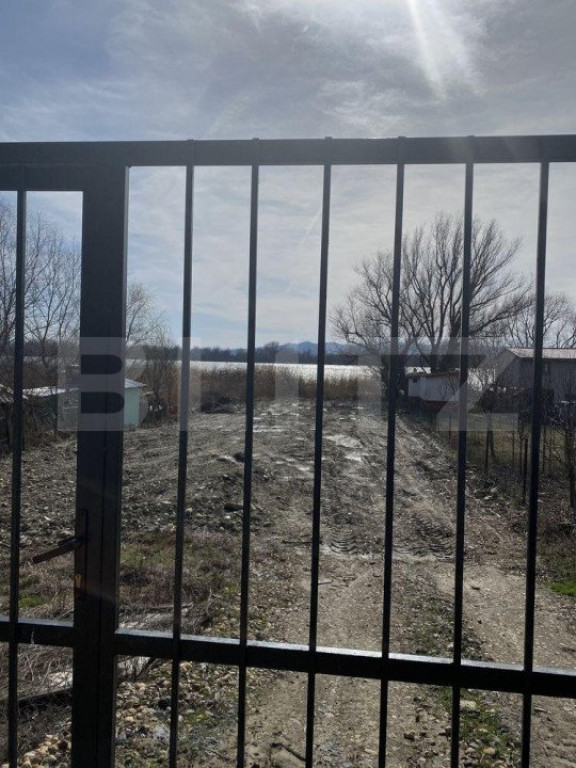 Teren intravilan, 1558mp, fs 18, iesire la Dunare, Sat Divi