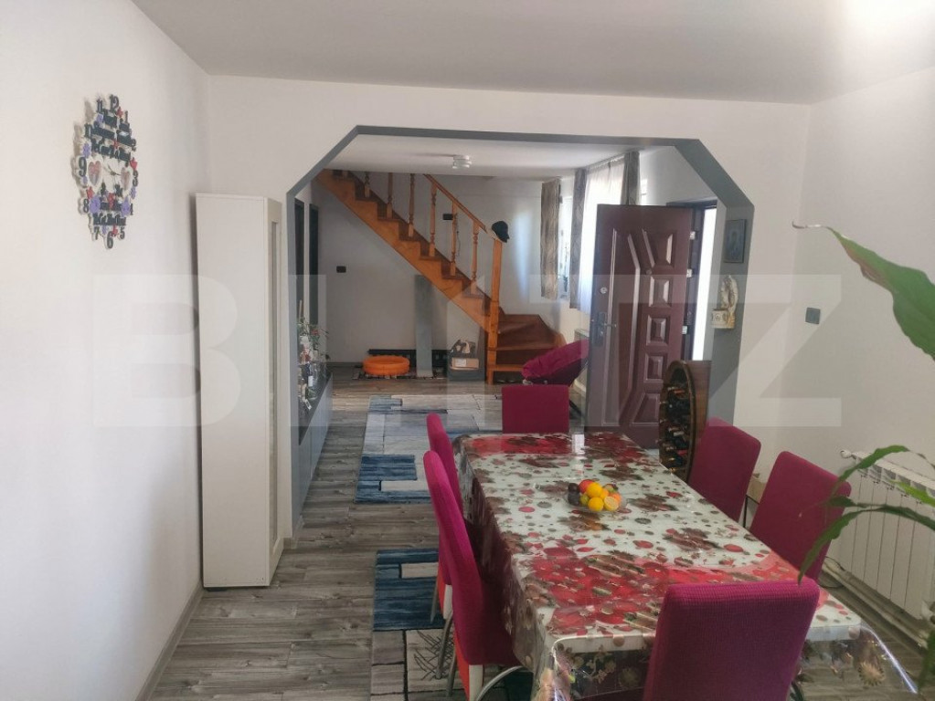 Casa cu 4 camere, 100mp, Siret