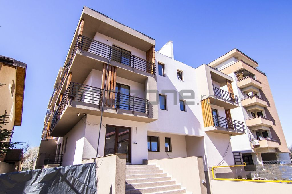 2 CAMERE, 62 mp + terasa 22 mp+ teren 128 mp, PRELUNGIREA...