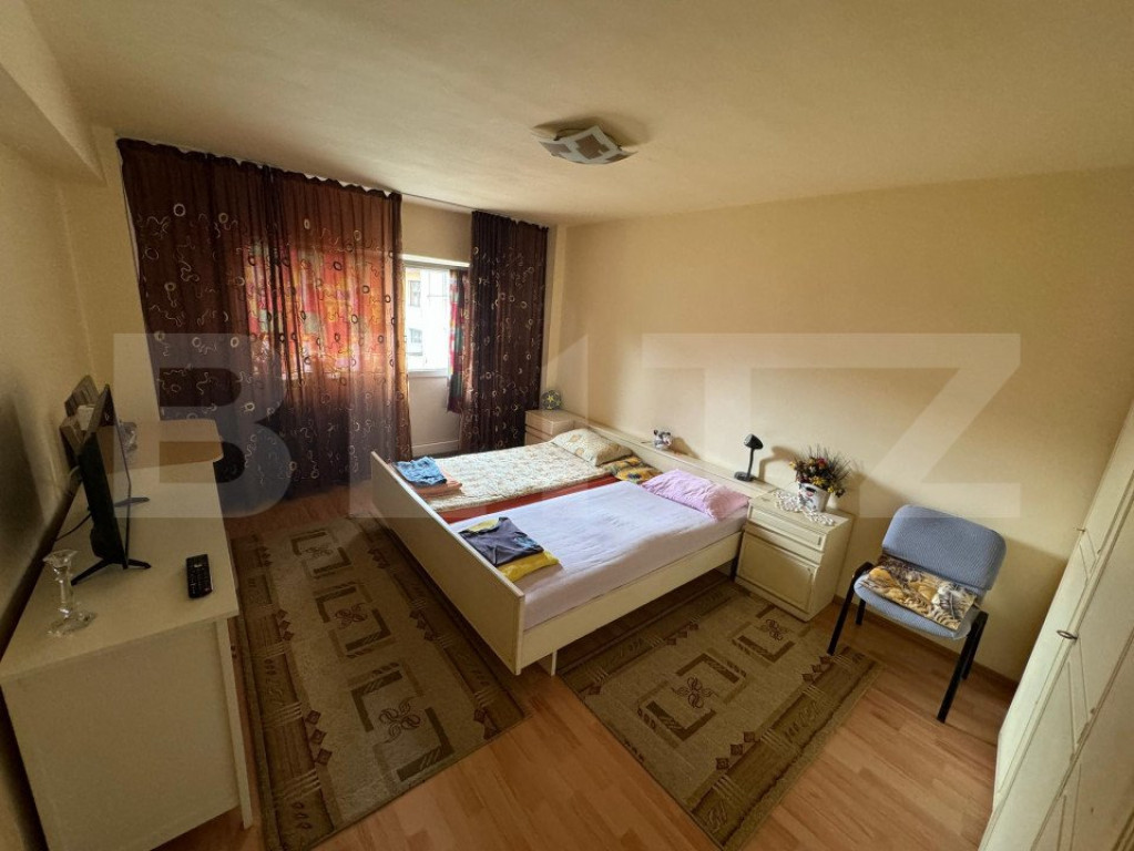 Apartament, 2 camere, 54 mp, decomandat, zona Sub Stadion