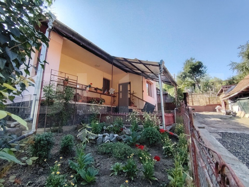 Vanzare casa cu 3 camere in Bardesti, 1600 mp teren